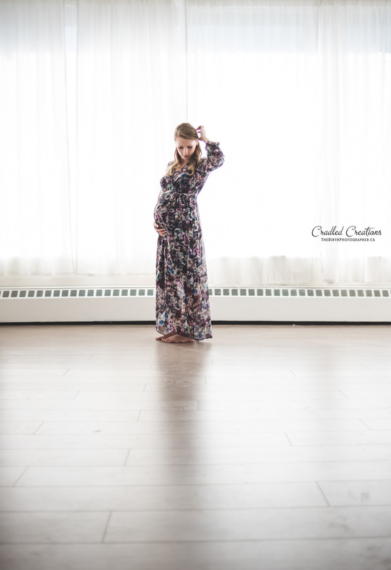Maternity Pregnant Studio Photo