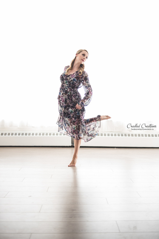 Maternity Photo of Dancer