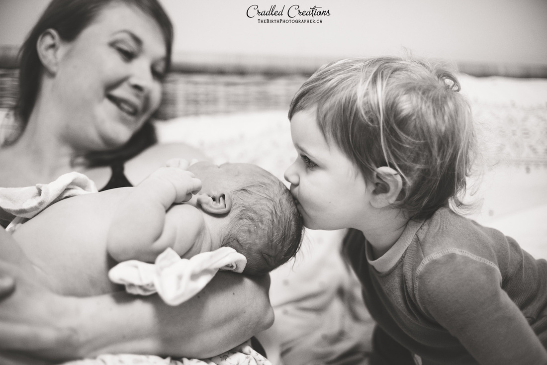 Birth Photography: home birth